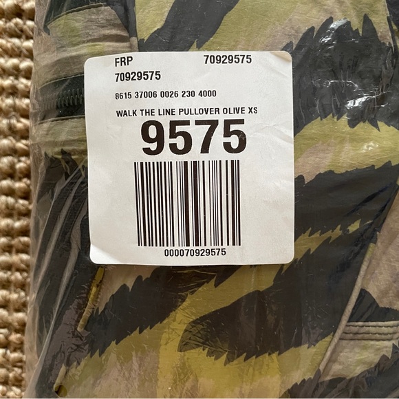 NEW Free People Walk The Line Pullover In Olive Combo - Picture 14 of 16